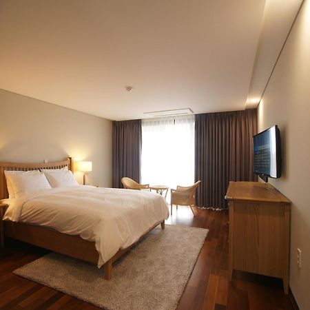 Illeinn Hotel Seogwipo-stad Buitenkant foto