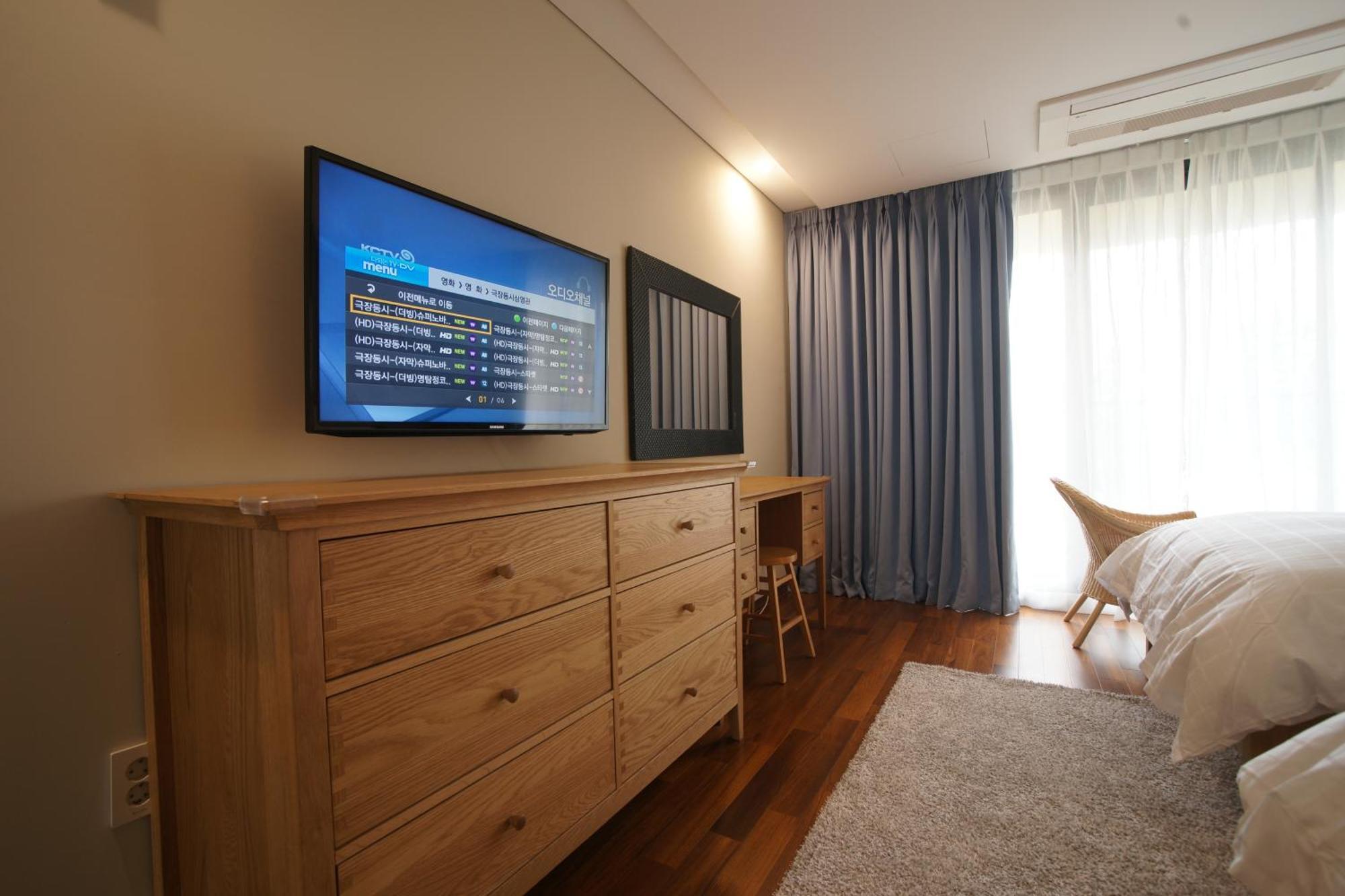 Illeinn Hotel Seogwipo-stad Buitenkant foto