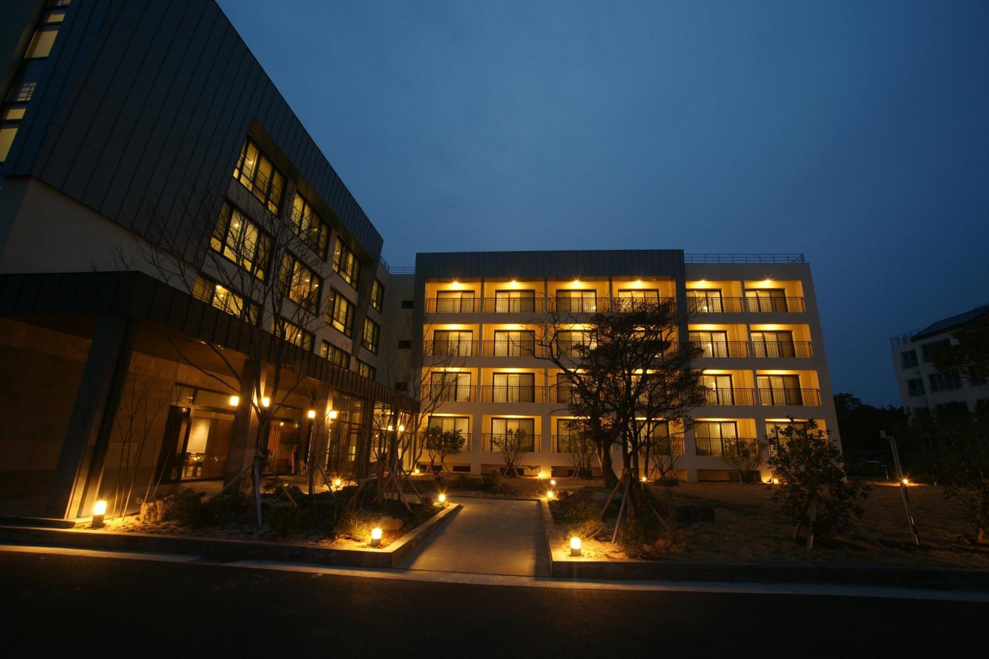 Illeinn Hotel Seogwipo-stad Buitenkant foto