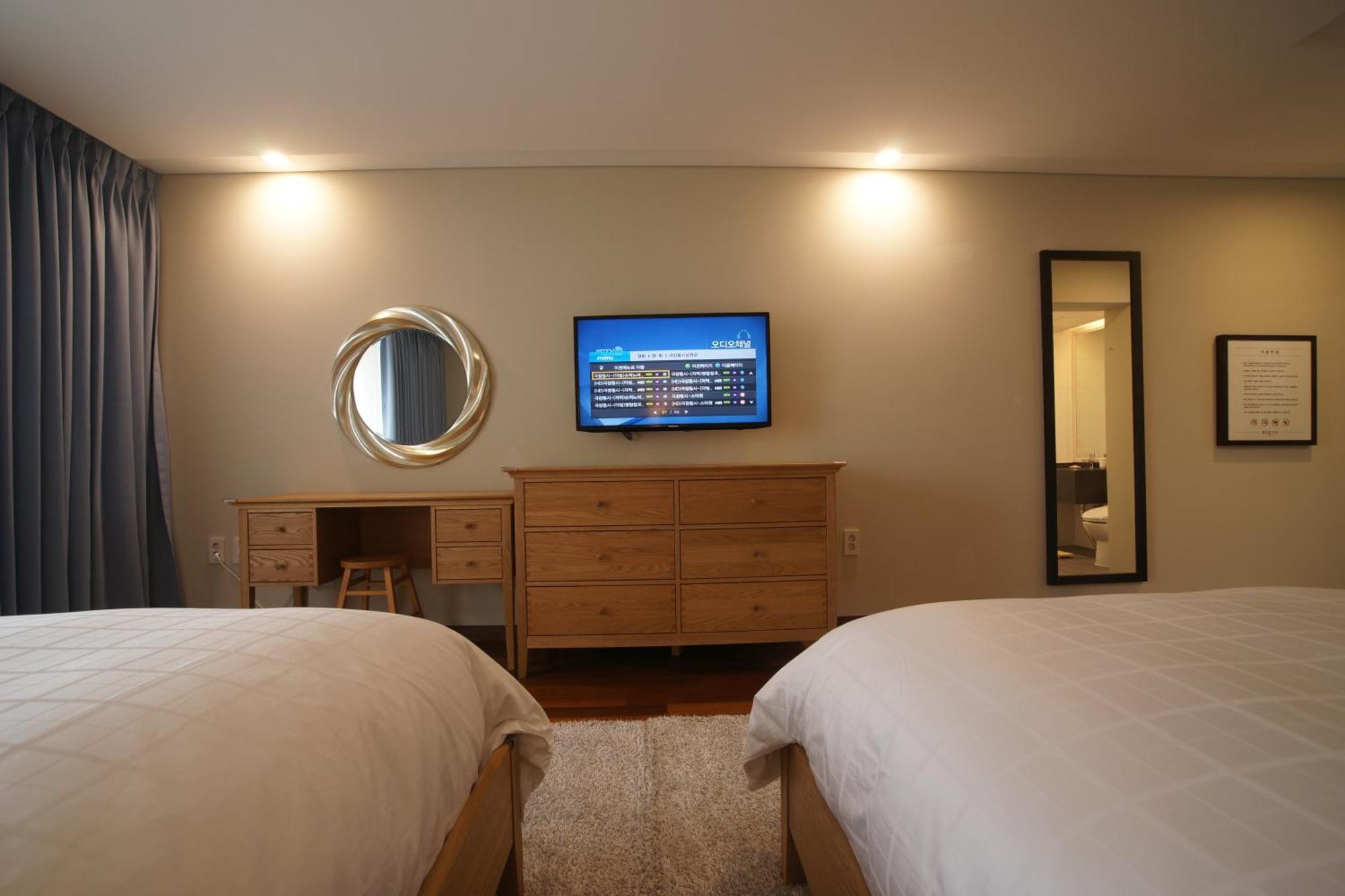 Illeinn Hotel Seogwipo-stad Buitenkant foto
