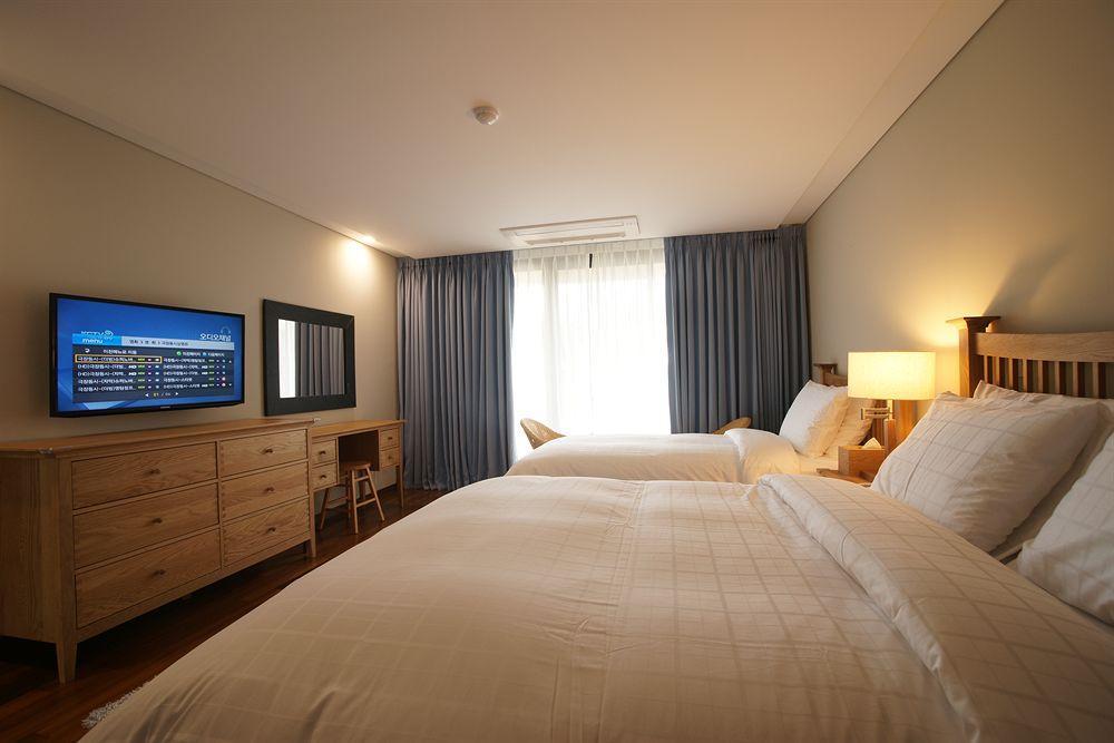 Illeinn Hotel Seogwipo-stad Buitenkant foto