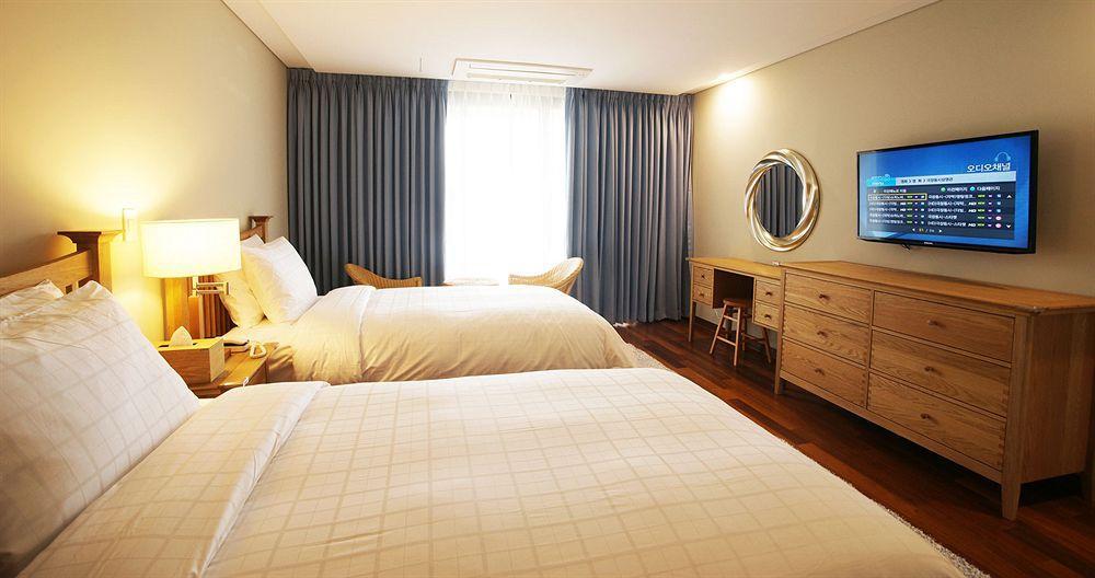 Illeinn Hotel Seogwipo-stad Buitenkant foto